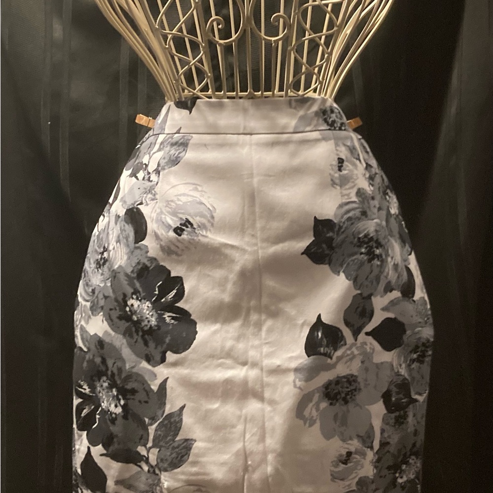 Apt. 9 Gray and White Midi Pencil Skirt for Cocktail